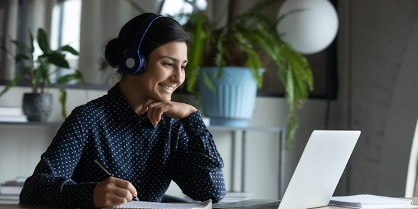 illustratie vrouw met headset